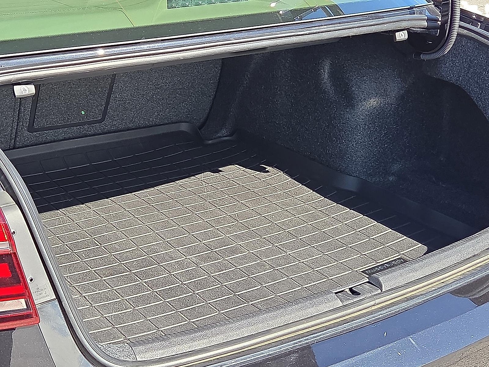 2017 Volkswagen Passat SEL Premium