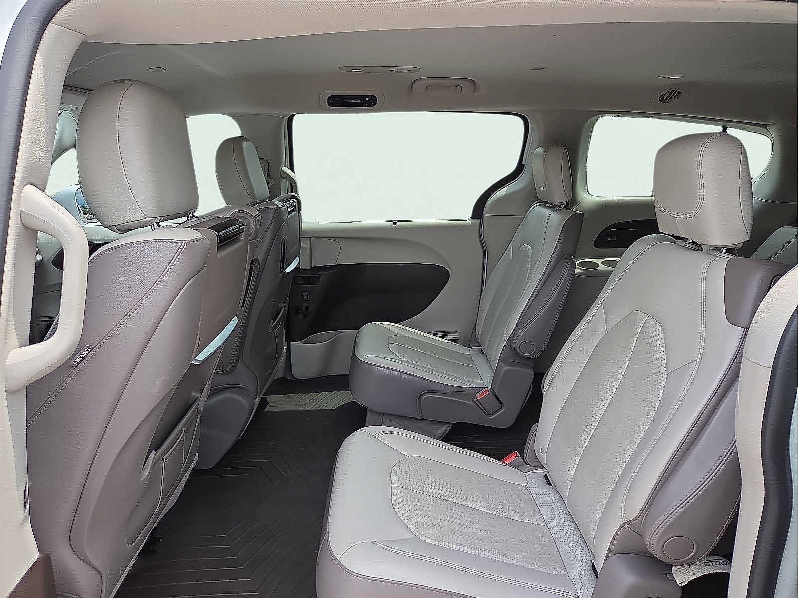 2017 Chrysler Pacifica Touring L Plus