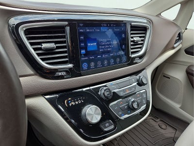 2017 Chrysler Pacifica Touring L Plus