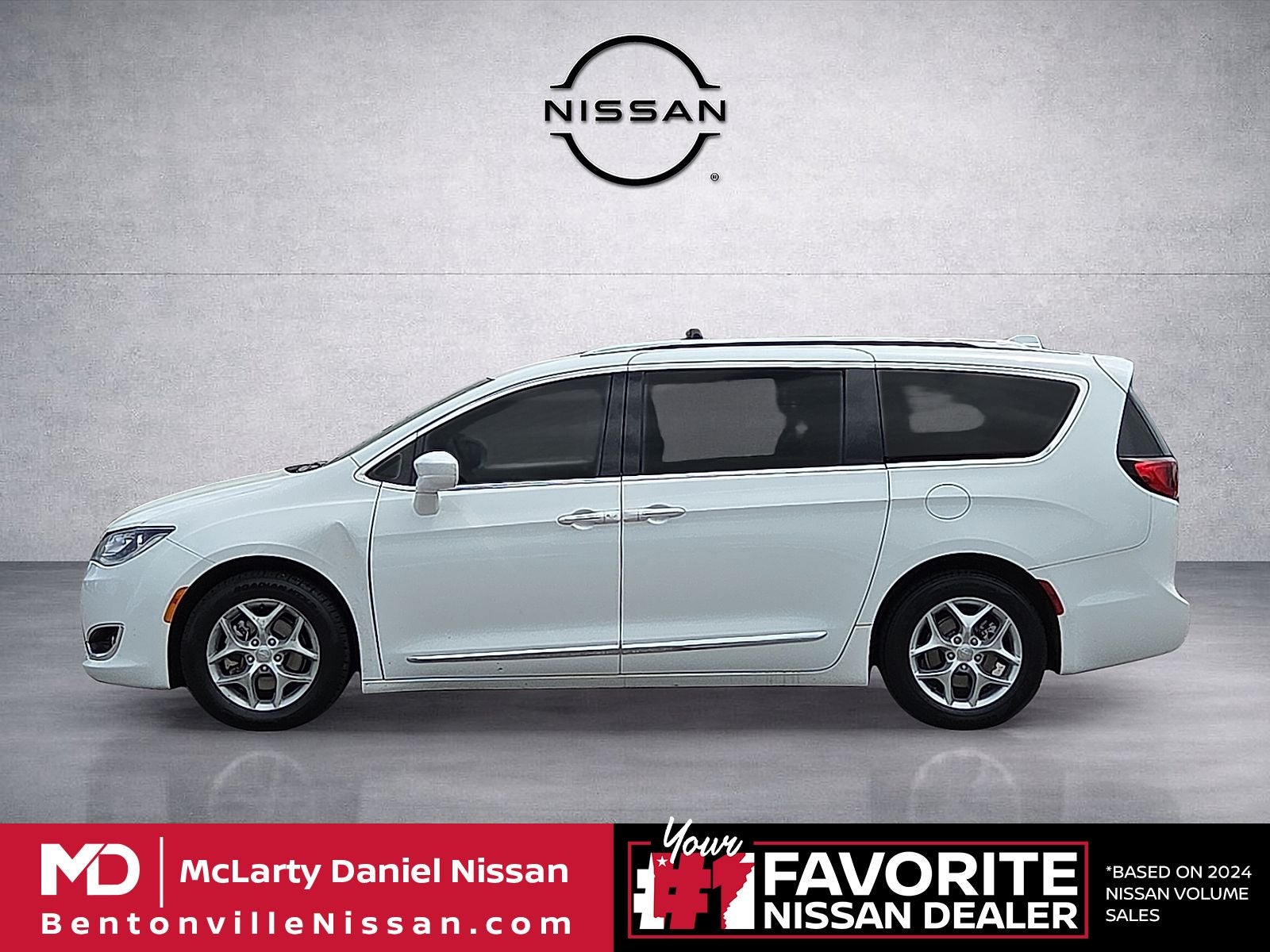 2017 Chrysler Pacifica Touring L Plus