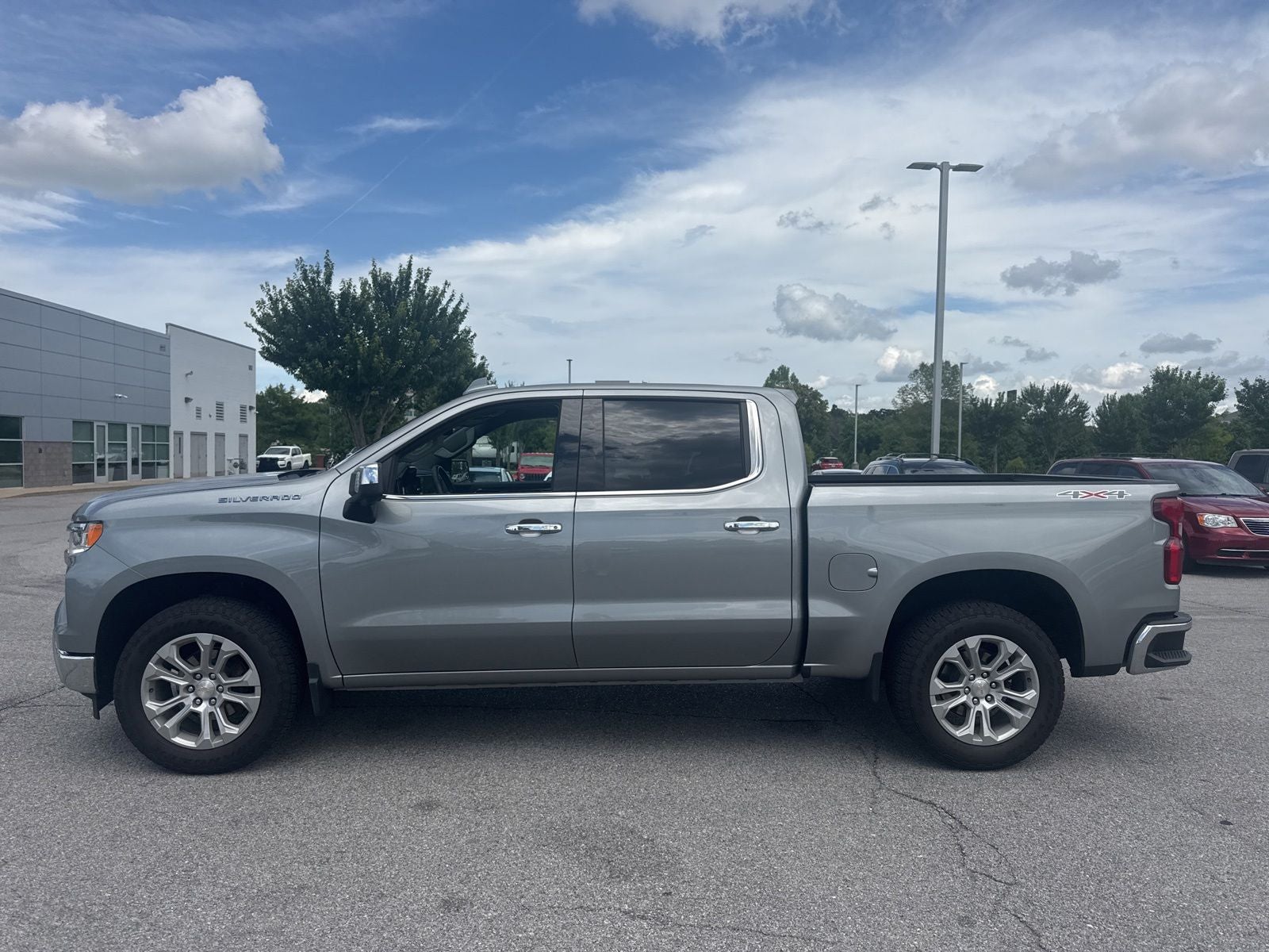 2025 Chevrolet Silverado 1500 LTZ
