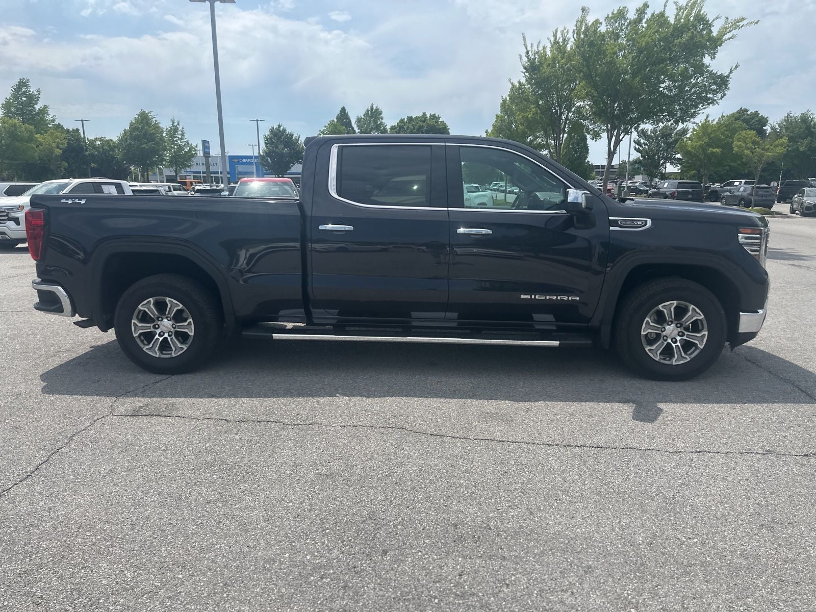 2022 GMC Sierra 1500 SLT
