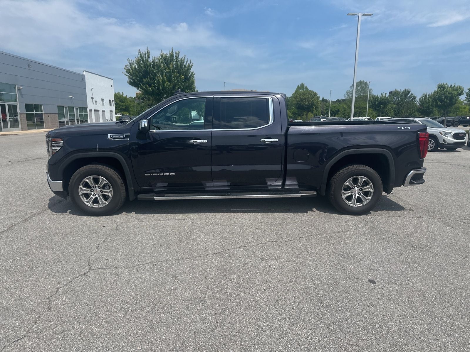 2022 GMC Sierra 1500 SLT