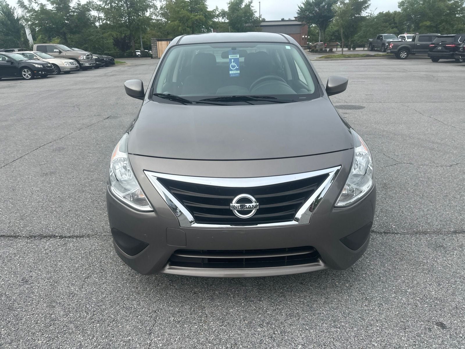 2017 Nissan Versa 1.6 SV