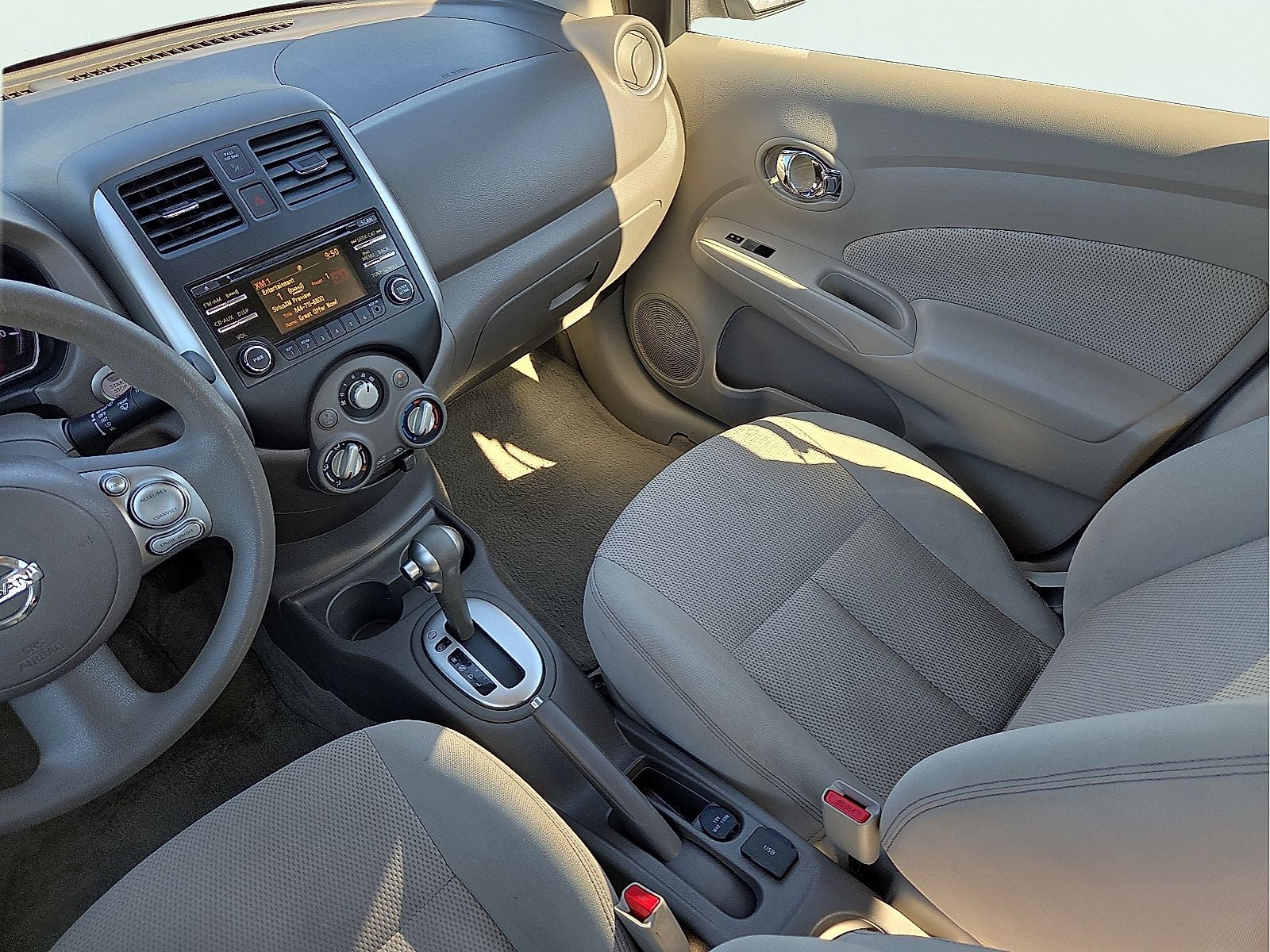 2014 Nissan Versa 1.6 SL
