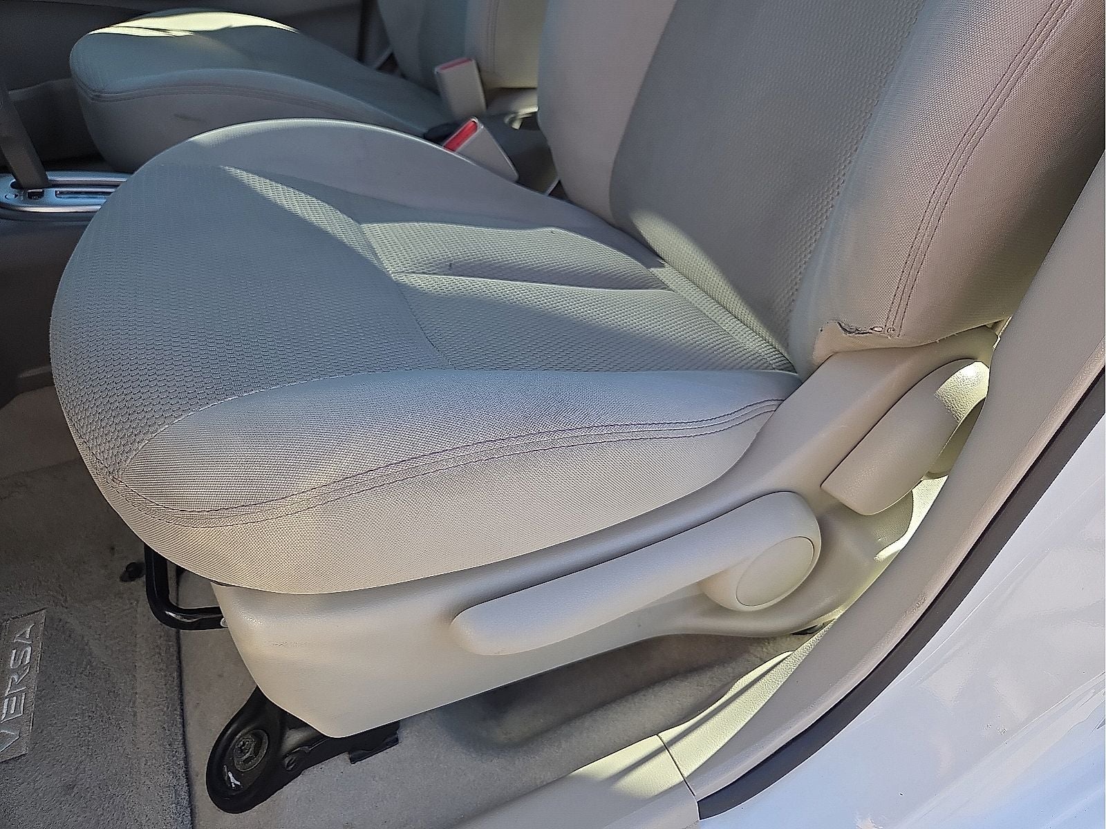 2014 Nissan Versa 1.6 SL