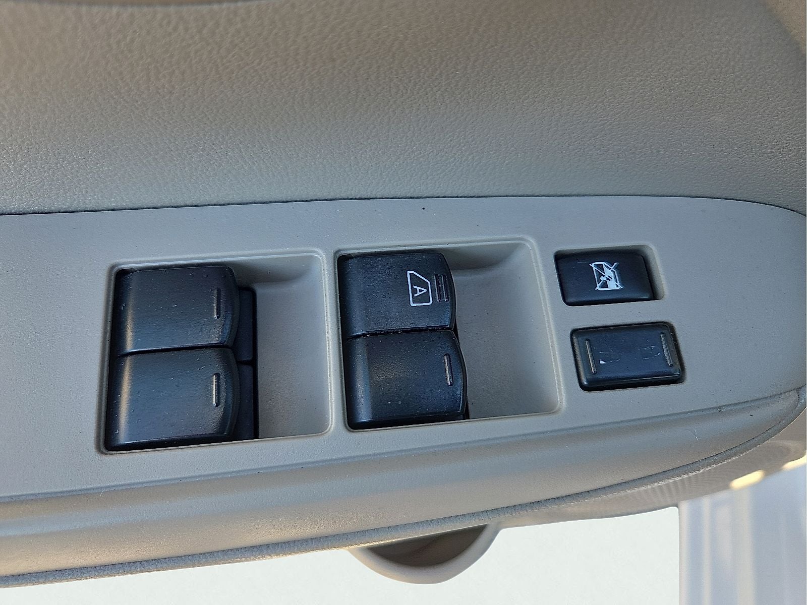 2014 Nissan Versa 1.6 SL