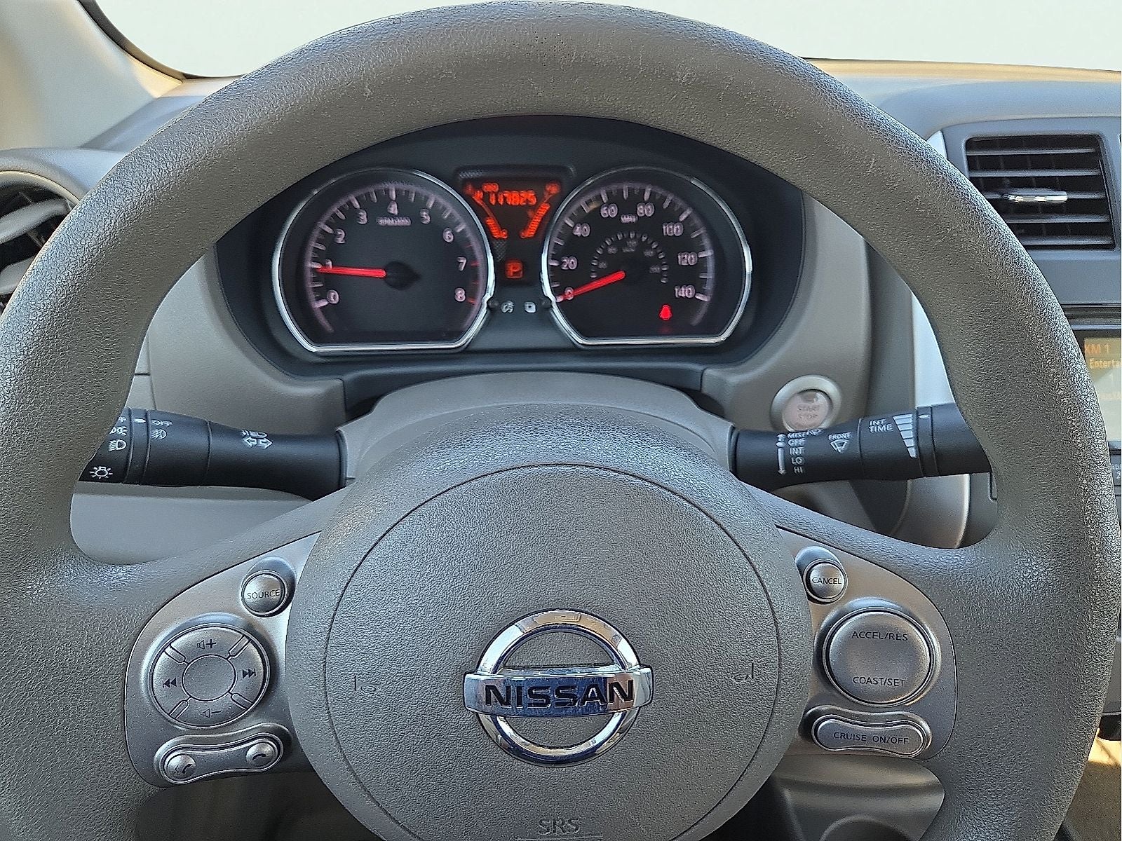 2014 Nissan Versa 1.6 SL