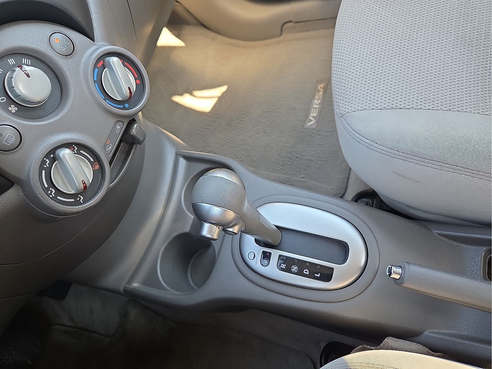 2014 Nissan Versa 1.6 SL