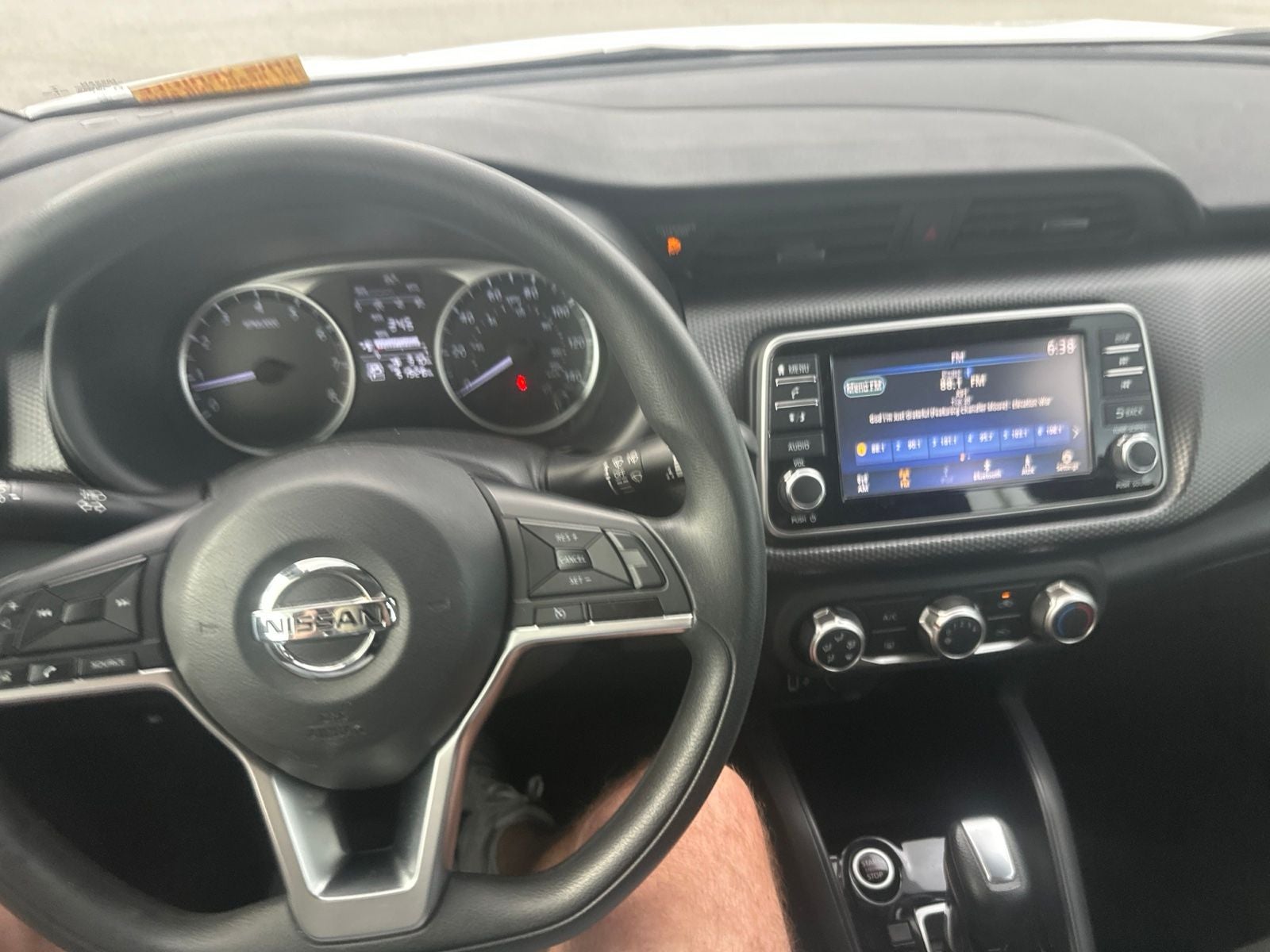 2020 Nissan Kicks S