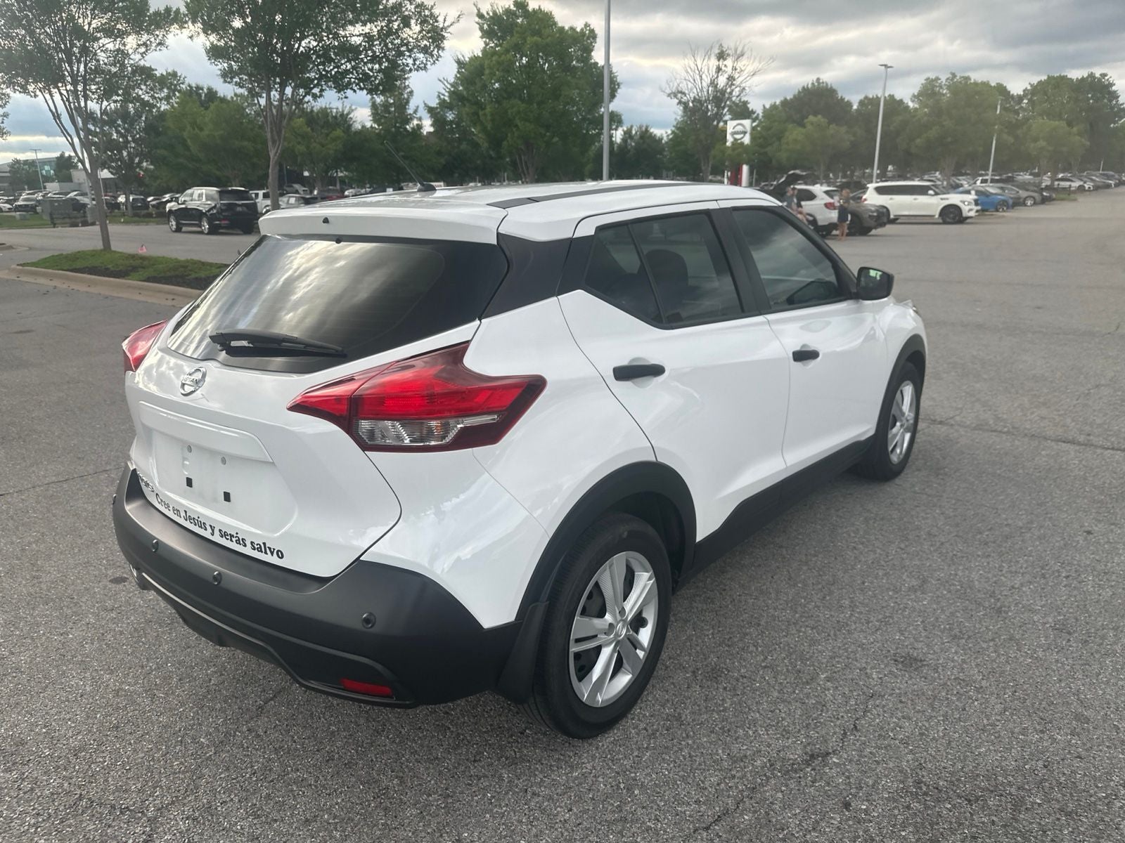 2020 Nissan Kicks S