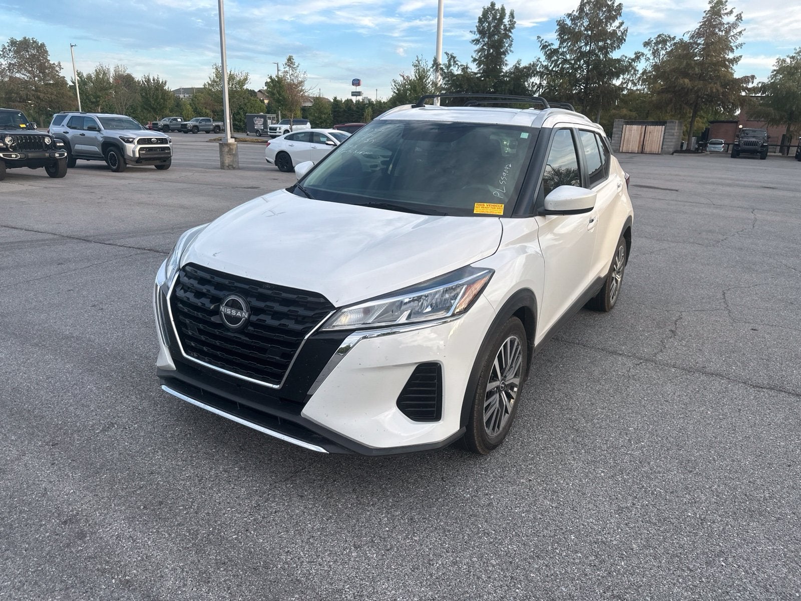 2023 Nissan Kicks SV