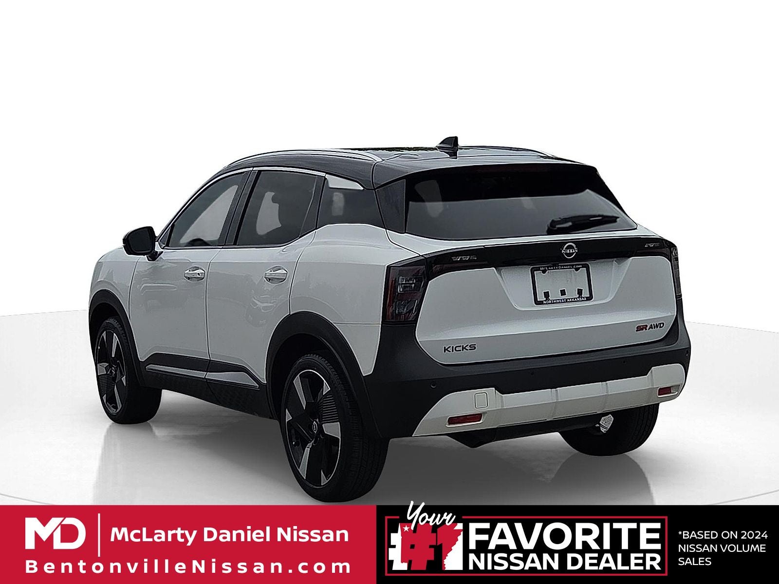 2025 Nissan Kicks SR