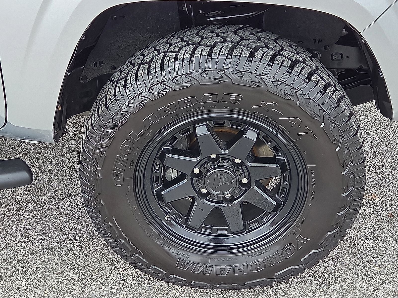 2023 Toyota Tacoma V6