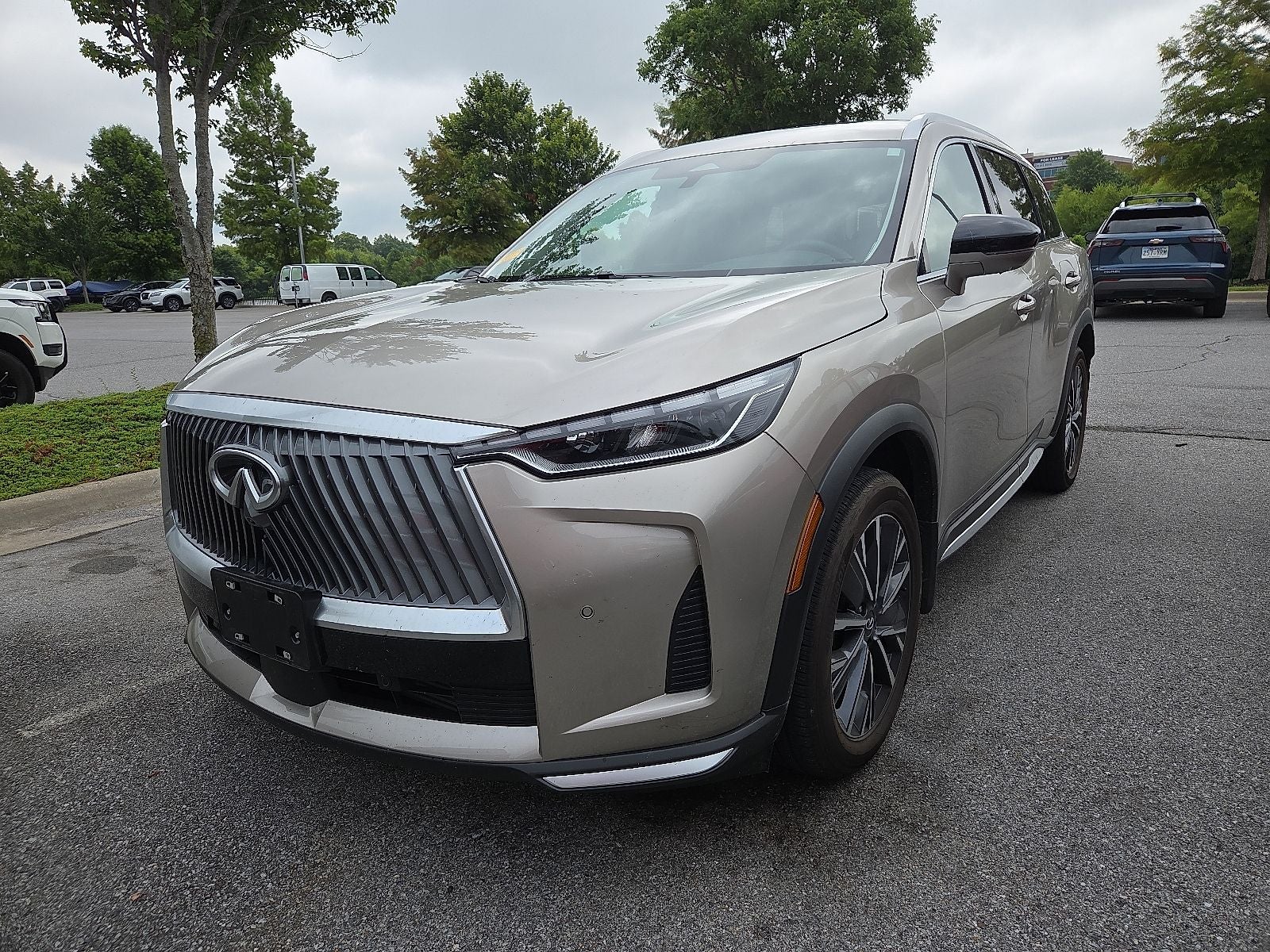 2026 INFINITI QX60 LUXE