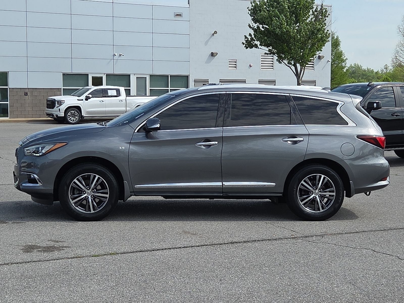 2018 INFINITI QX60 Base