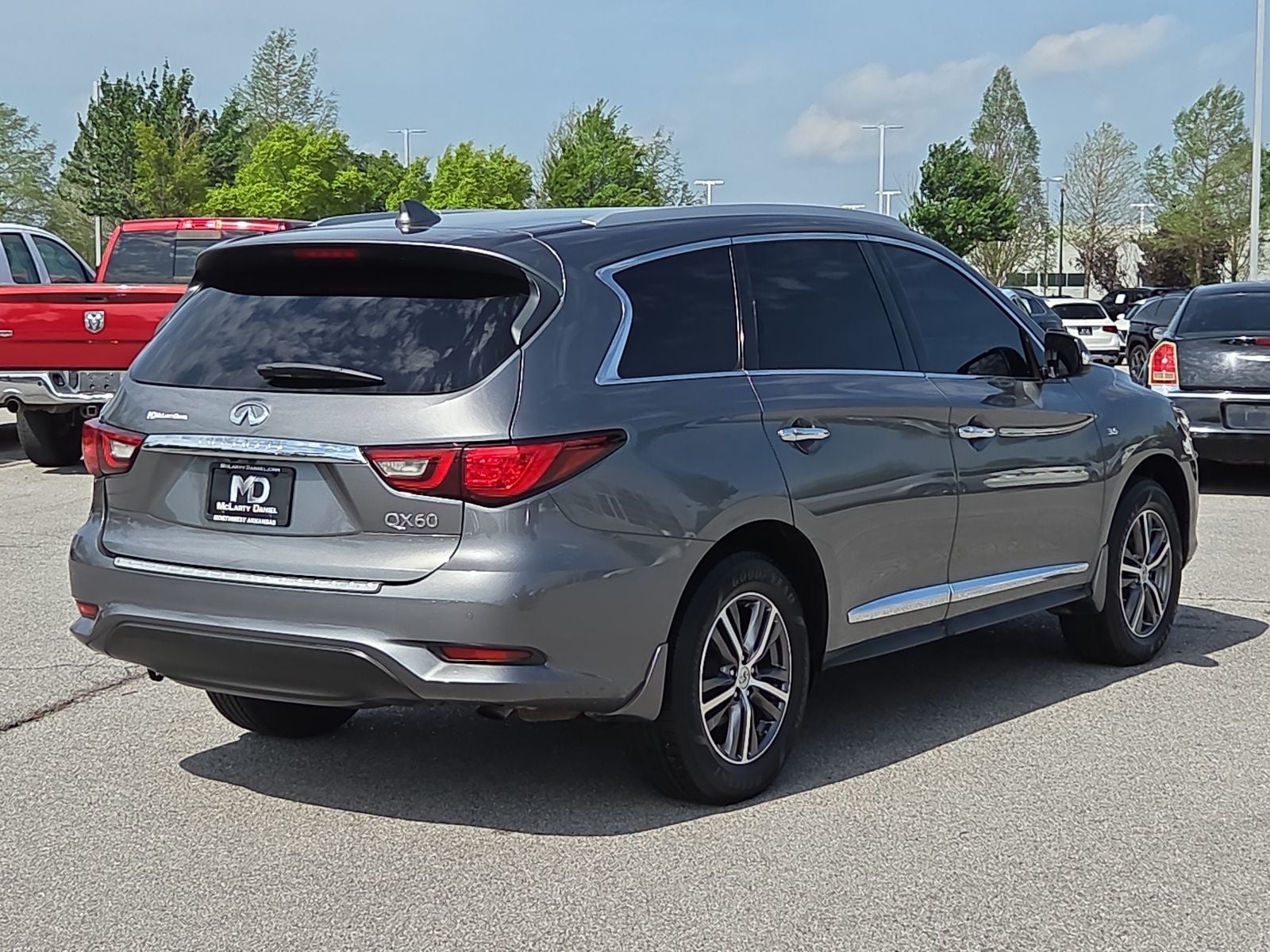 2018 INFINITI QX60 Base