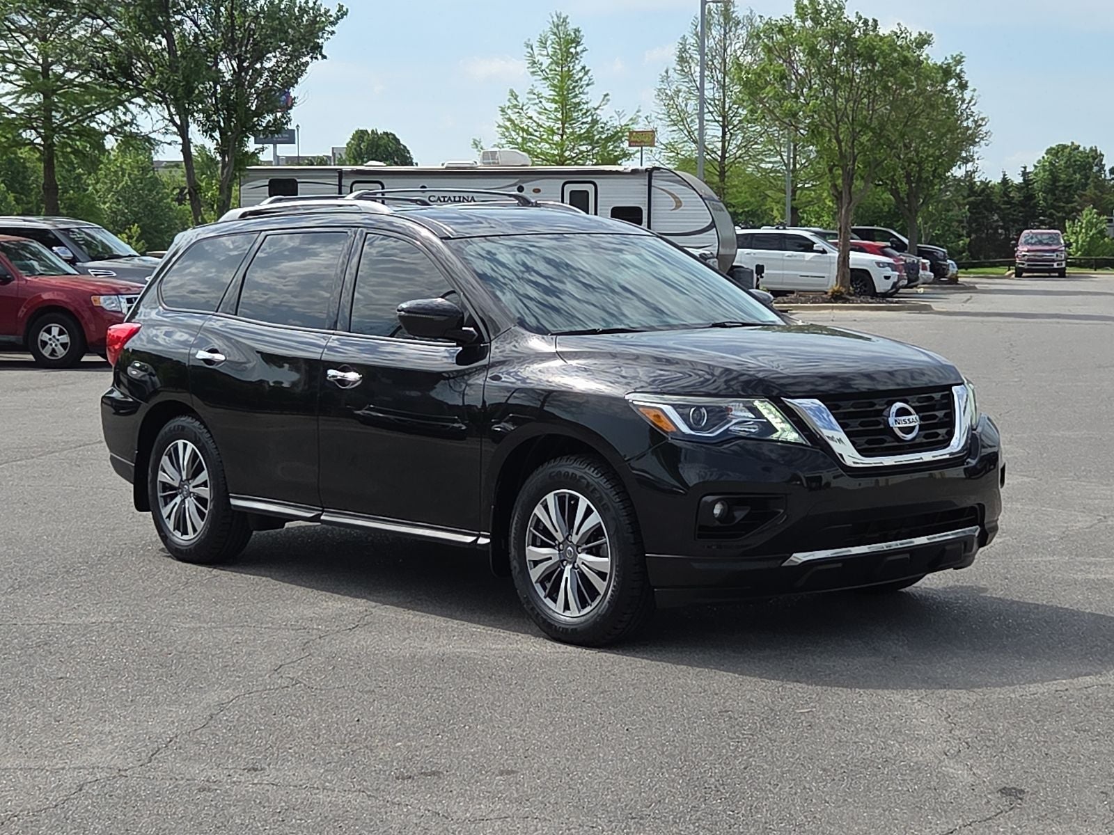 2020 Nissan Pathfinder SV