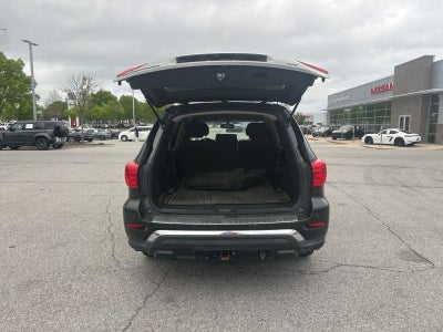 2020 Nissan Pathfinder SV