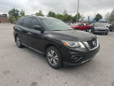2020 Nissan Pathfinder SV