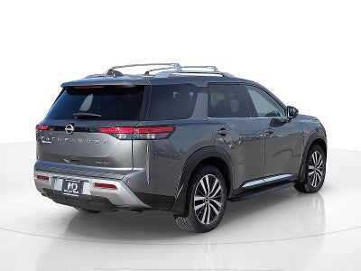 2022 Nissan Pathfinder Platinum