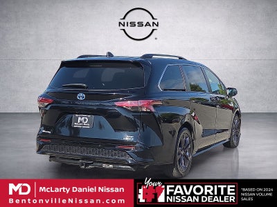 2021 Toyota Sienna XSE 7 Passenger