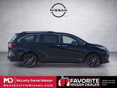 2021 Toyota Sienna XSE 7 Passenger