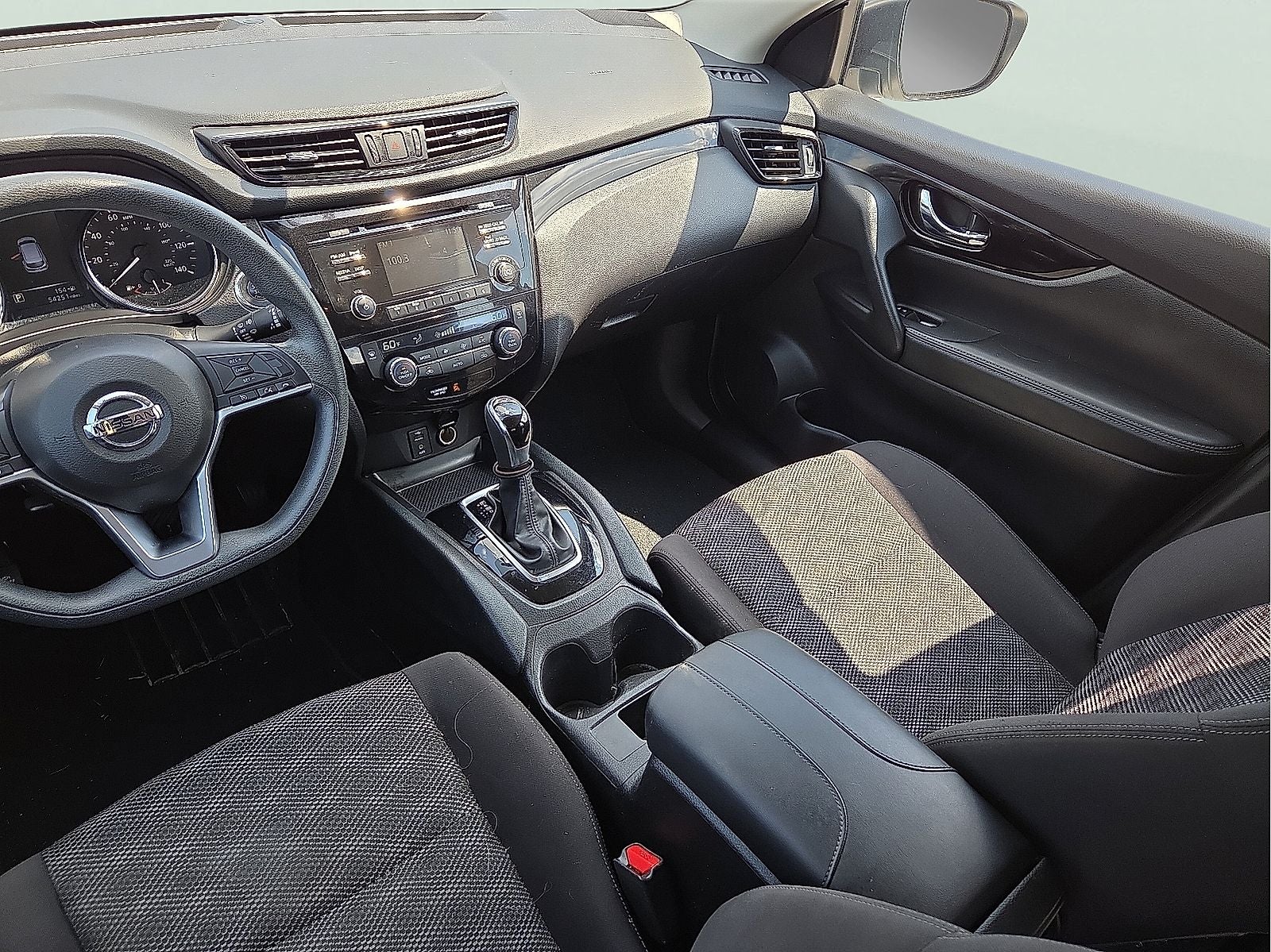 2017 Nissan Rogue Sport SV