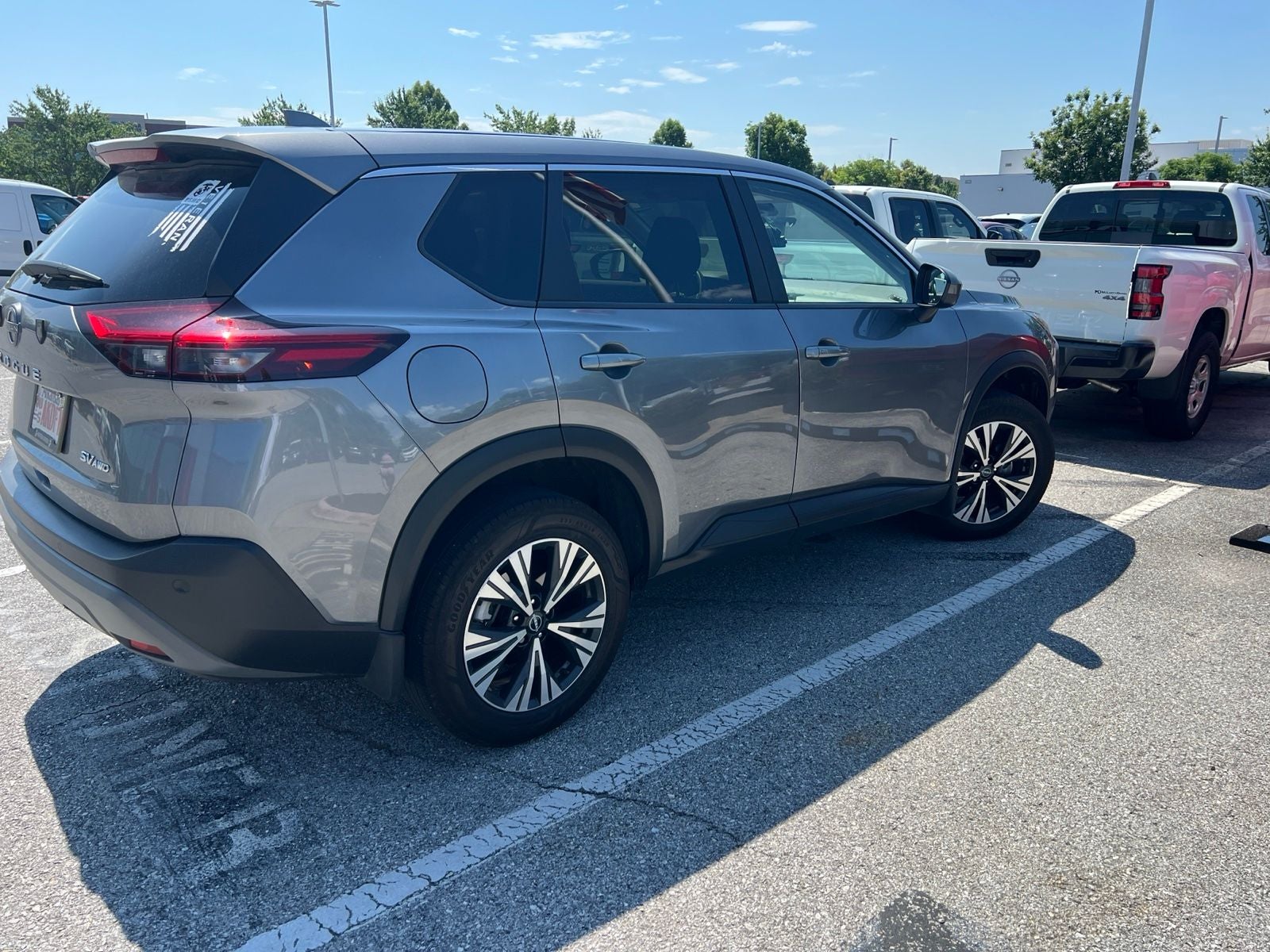2023 Nissan Rogue SV