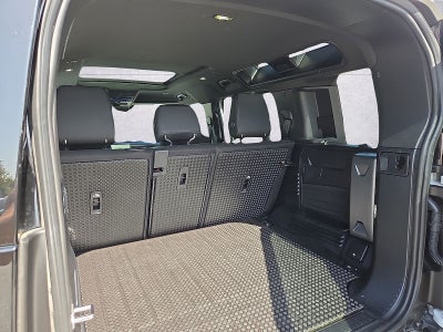 2025 Land Rover Defender 110 S