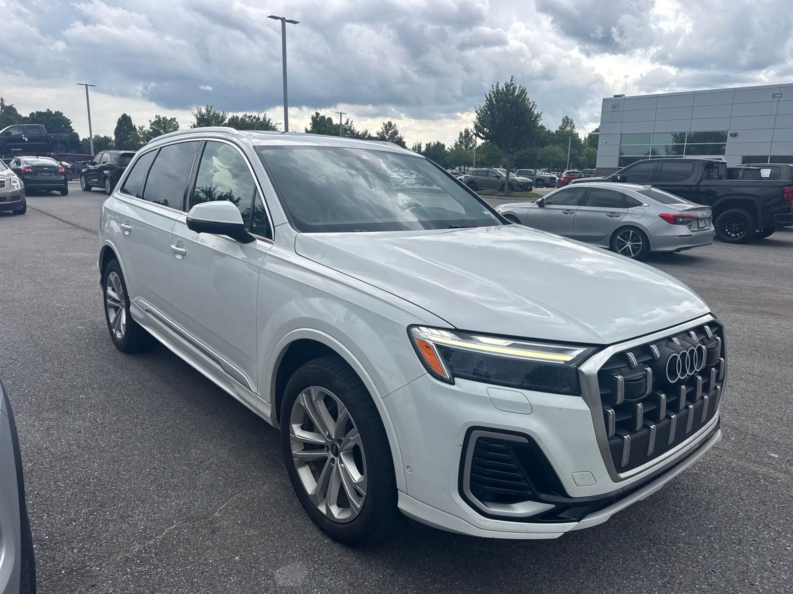 2025 Audi Q7 55 Premium Plus quattro