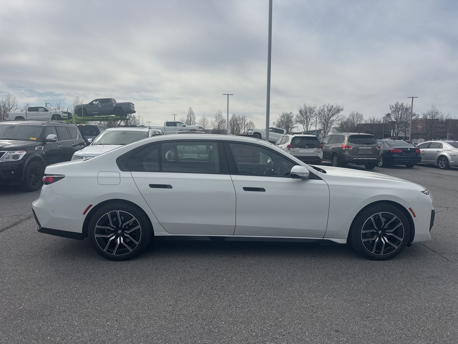 2025 BMW 7 Series 740i xDrive